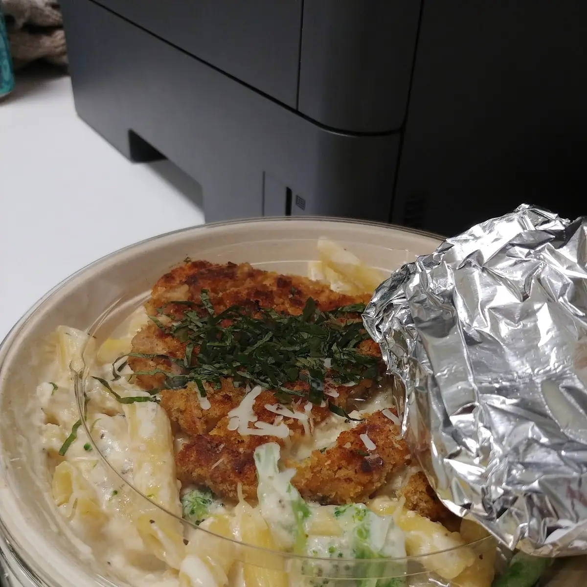 Chicken Alfredo Pasta Bowl