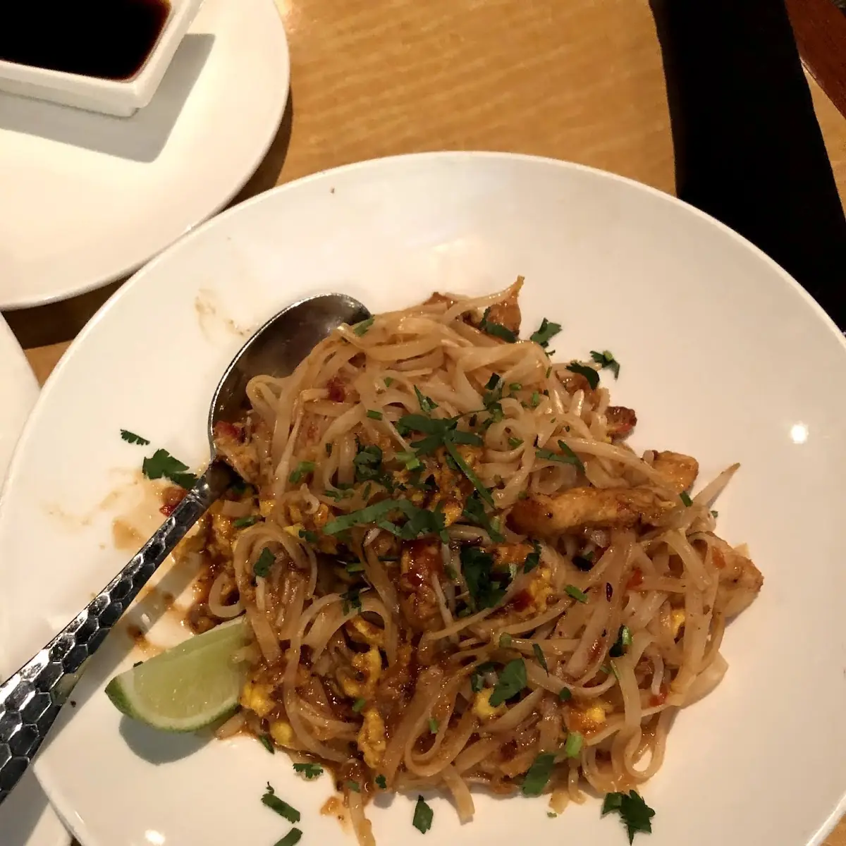 Chicken Pad Thai Noodles