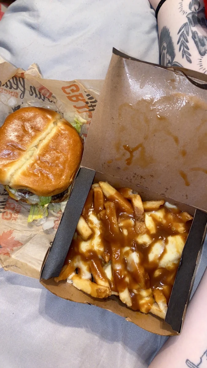 Poutine, Harvey's