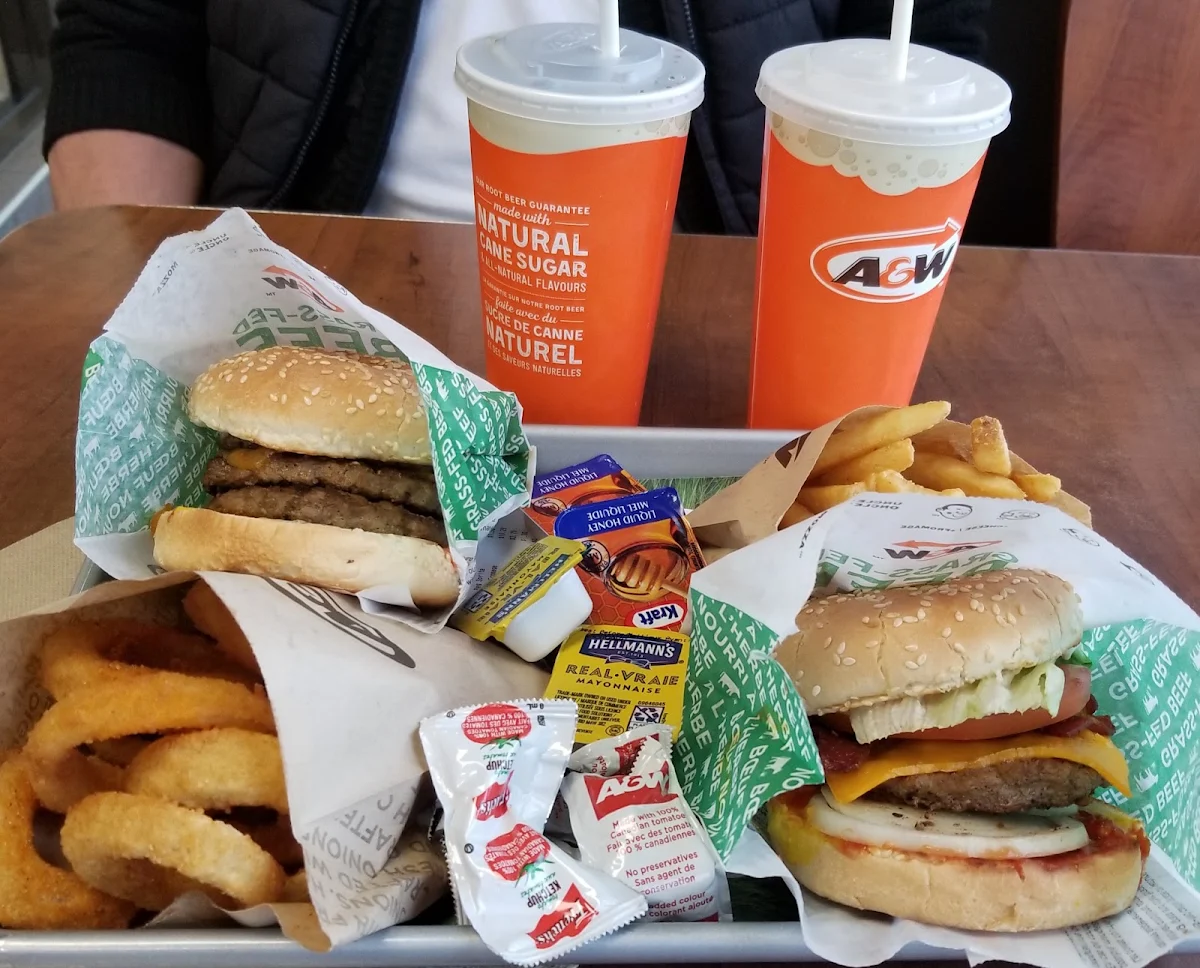 Teenburger & Grand-Papa Burger, A&W Canada