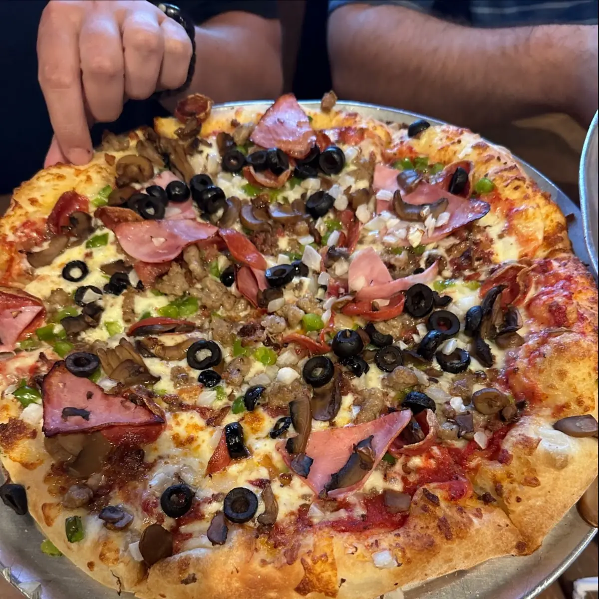 Medium Supreme Pizza