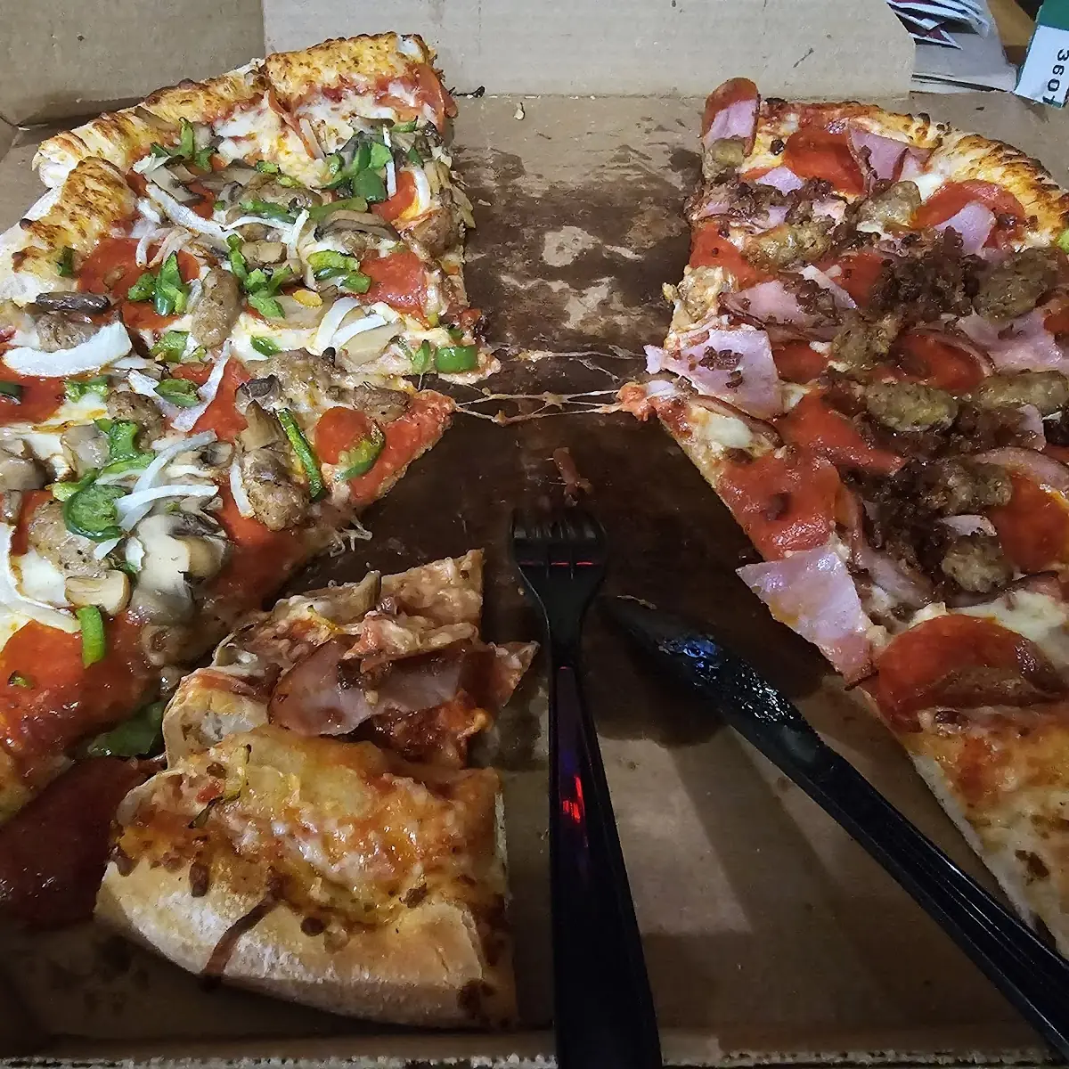 Pizza Deluxe