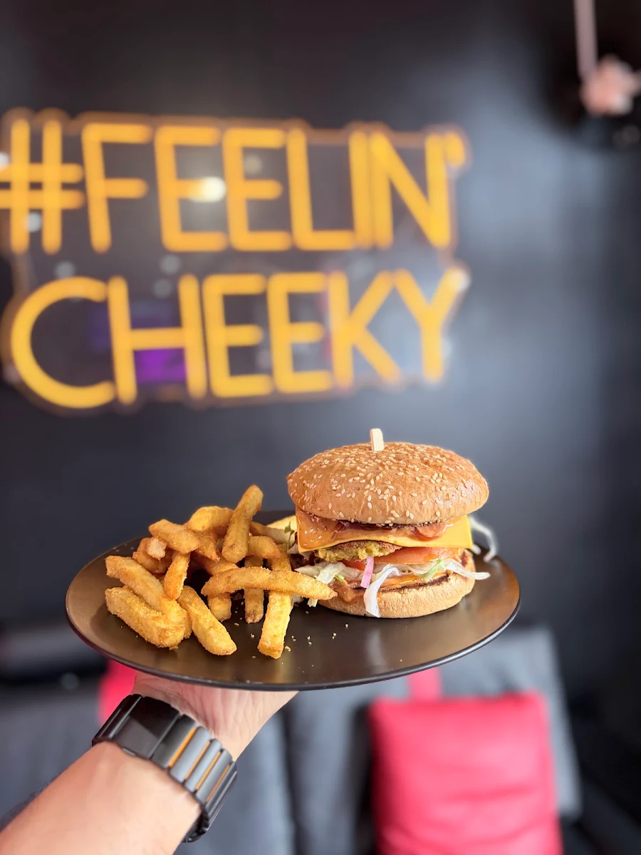 Cheeky Beef Burger, Cheeky Chookz