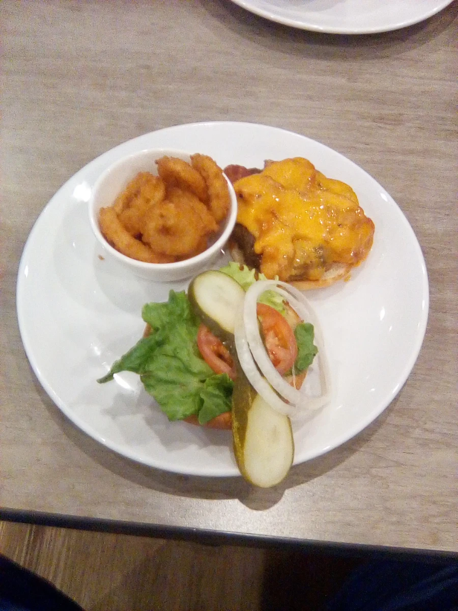Cheese Burger with Onion Rings, Smitty's Restaurant & Lounge - Winnipeg Garden City