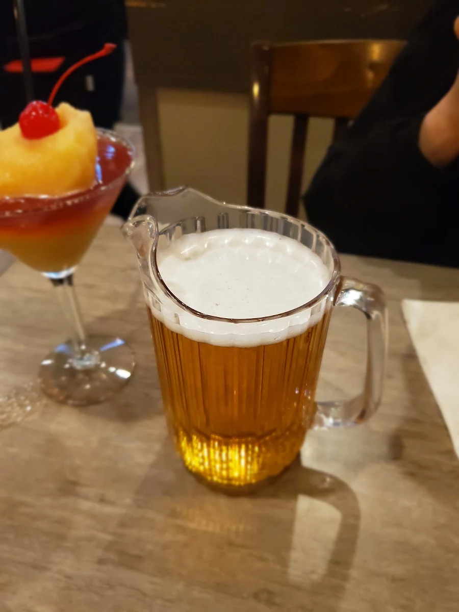 Highlights, Smitty's Restaurant & Lounge - Winnipeg Garden City