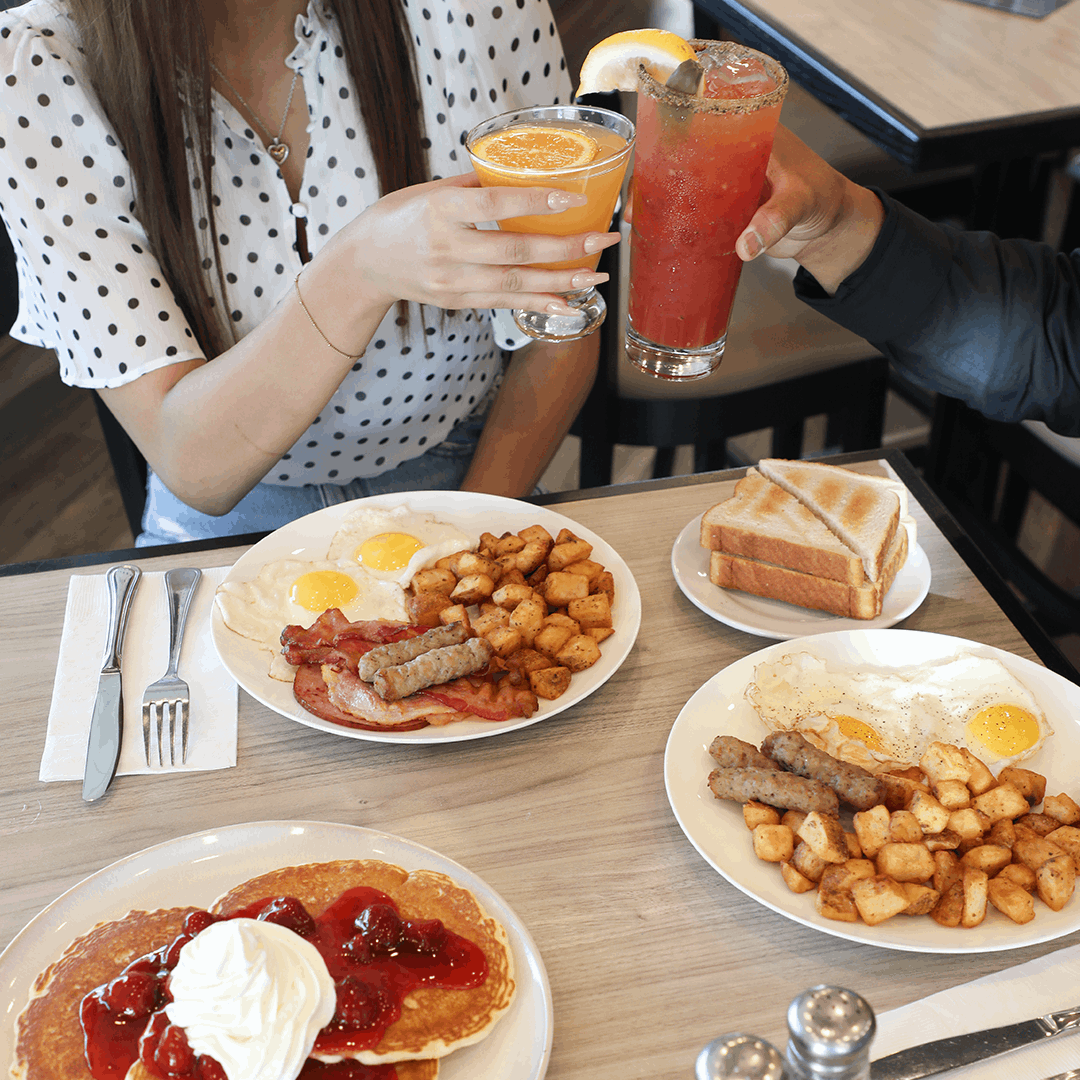Highlights, Smitty's Restaurant & Lounge - Winnipeg Garden City