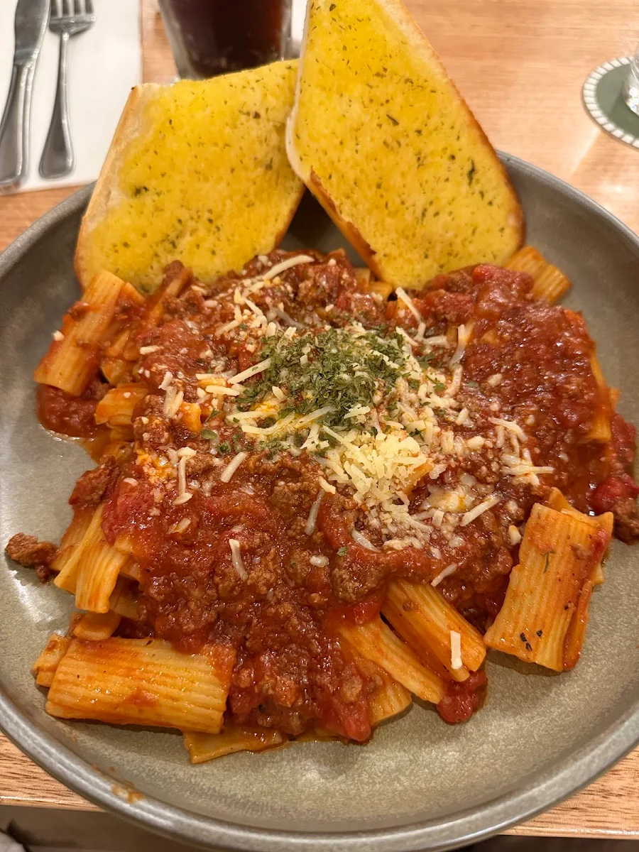 Bolognese Rigatoni, The Metropole Hotel