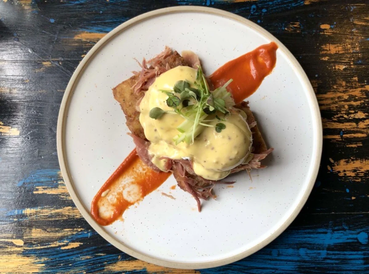 Eggs Benny, The Boot Factory