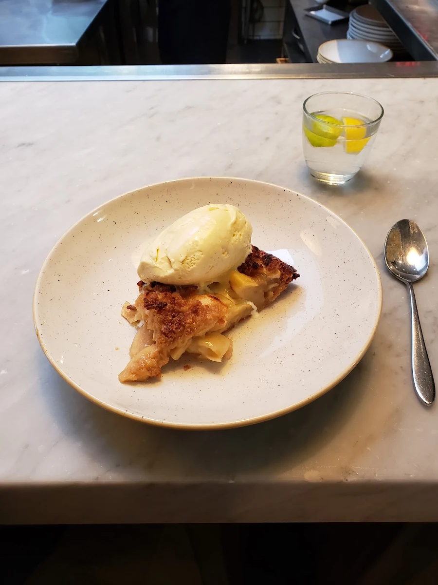Model Milk Apple Pie