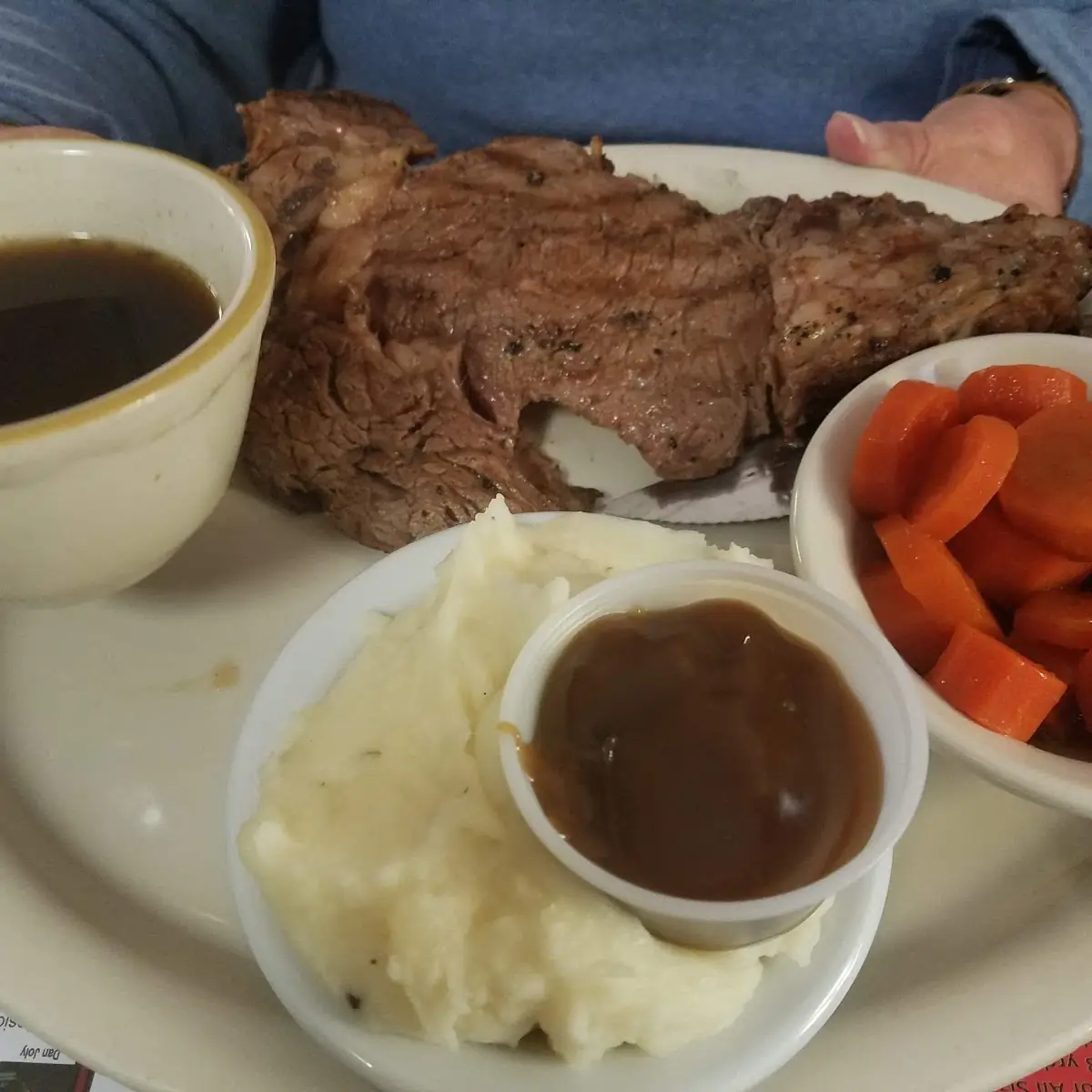 Prime Rib Queen Size 12 Oz Perfectly Cooked