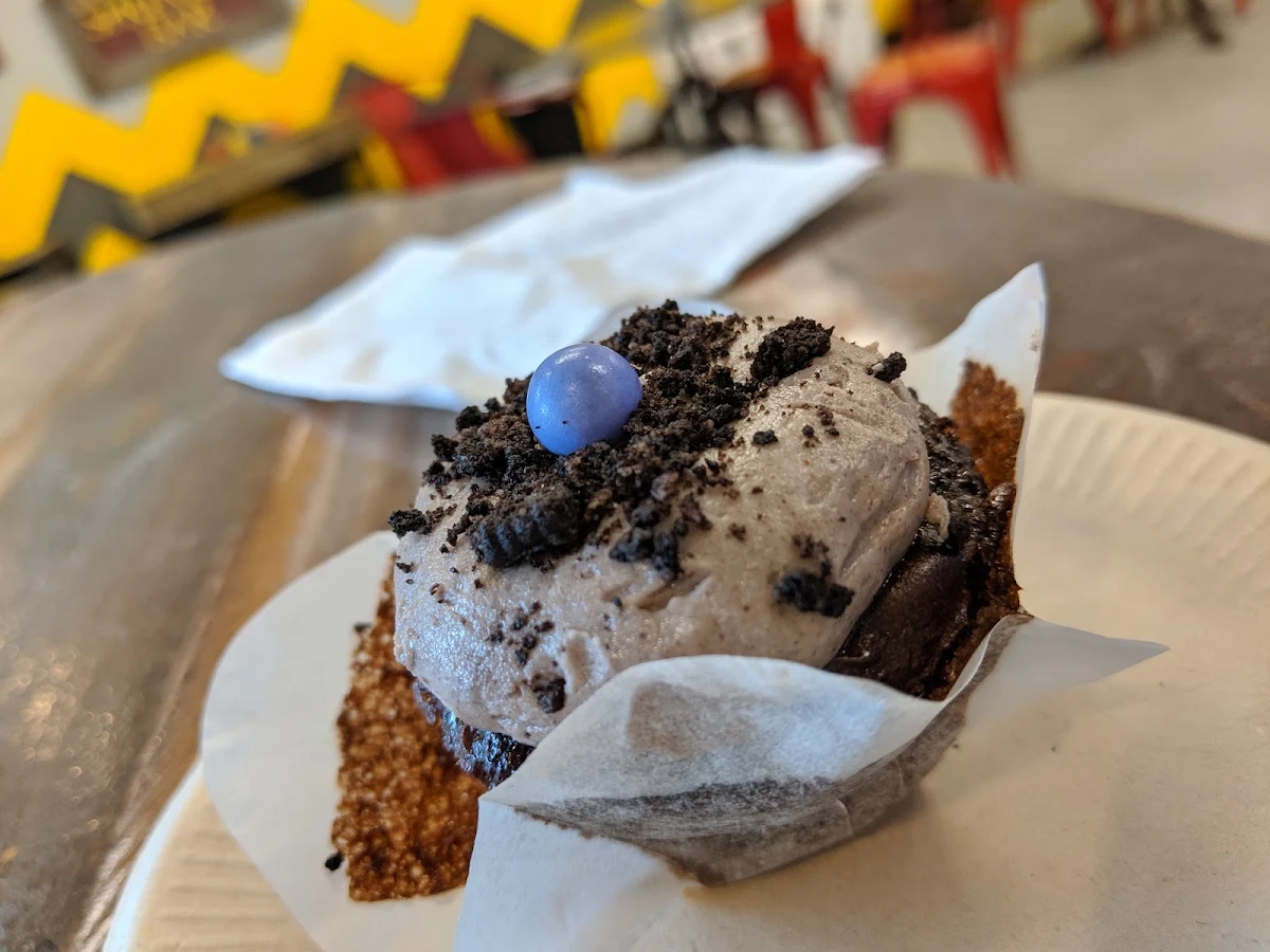 Cookies & Cream Cupcake