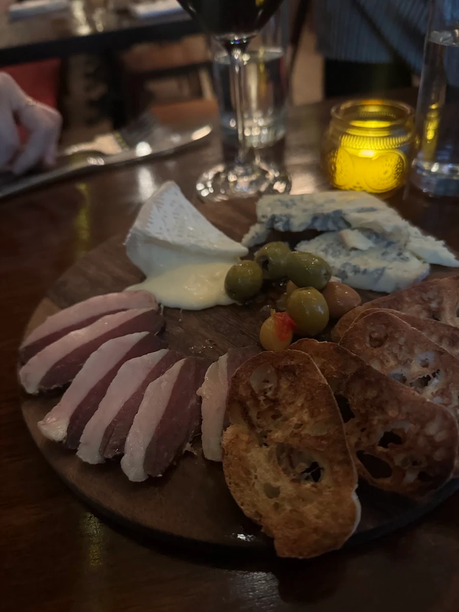 Cheese & Charcuterie