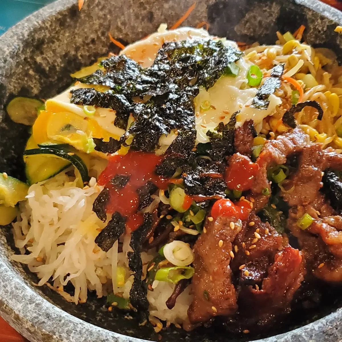 Golbi Bibimbap