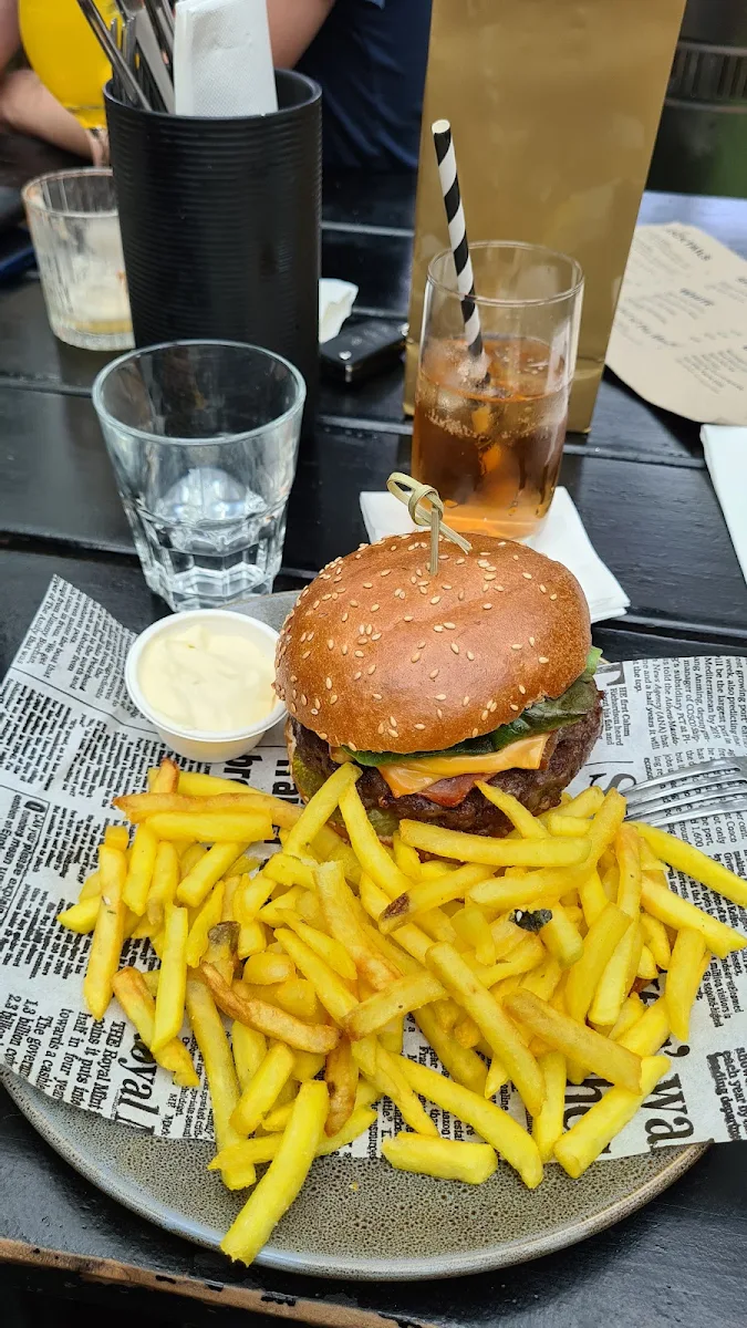 Beef Burger 200g, Sonder Bar