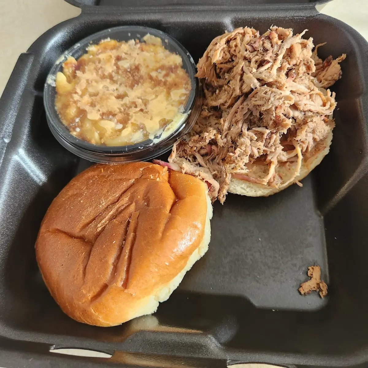 Pulled Chicken Sandwich and Mac & Cheese