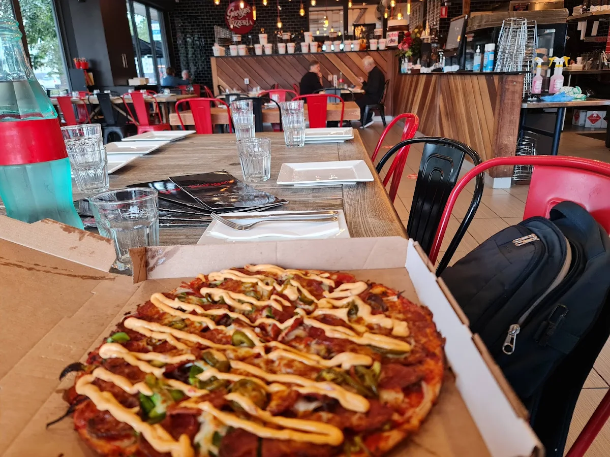 Circa Pizza, George's Pizzeria Bella Vista