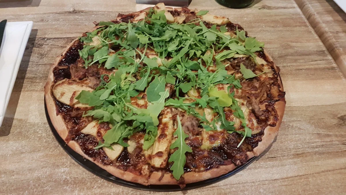 Pulled Pork Pizza, George's Pizzeria Bella Vista