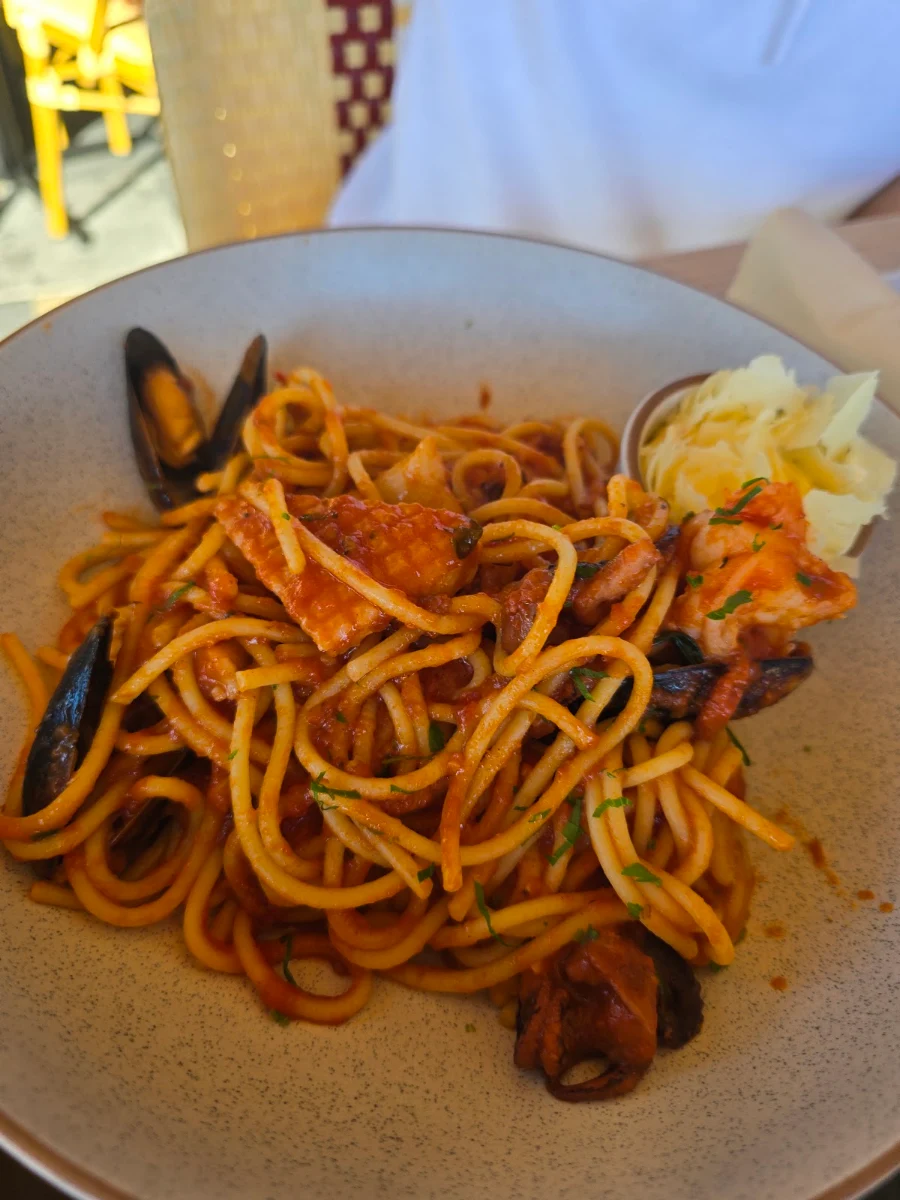 Spaghetti Marinara, George's Pizzeria Bella Vista