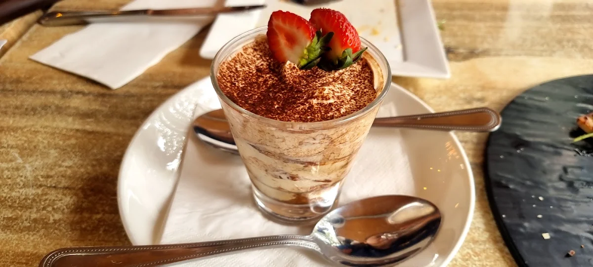 Tiramisu Cup, George's Pizzeria Bella Vista