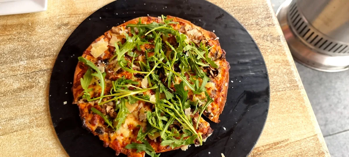Truffle and Mushroom Pizza, George's Pizzeria Bella Vista