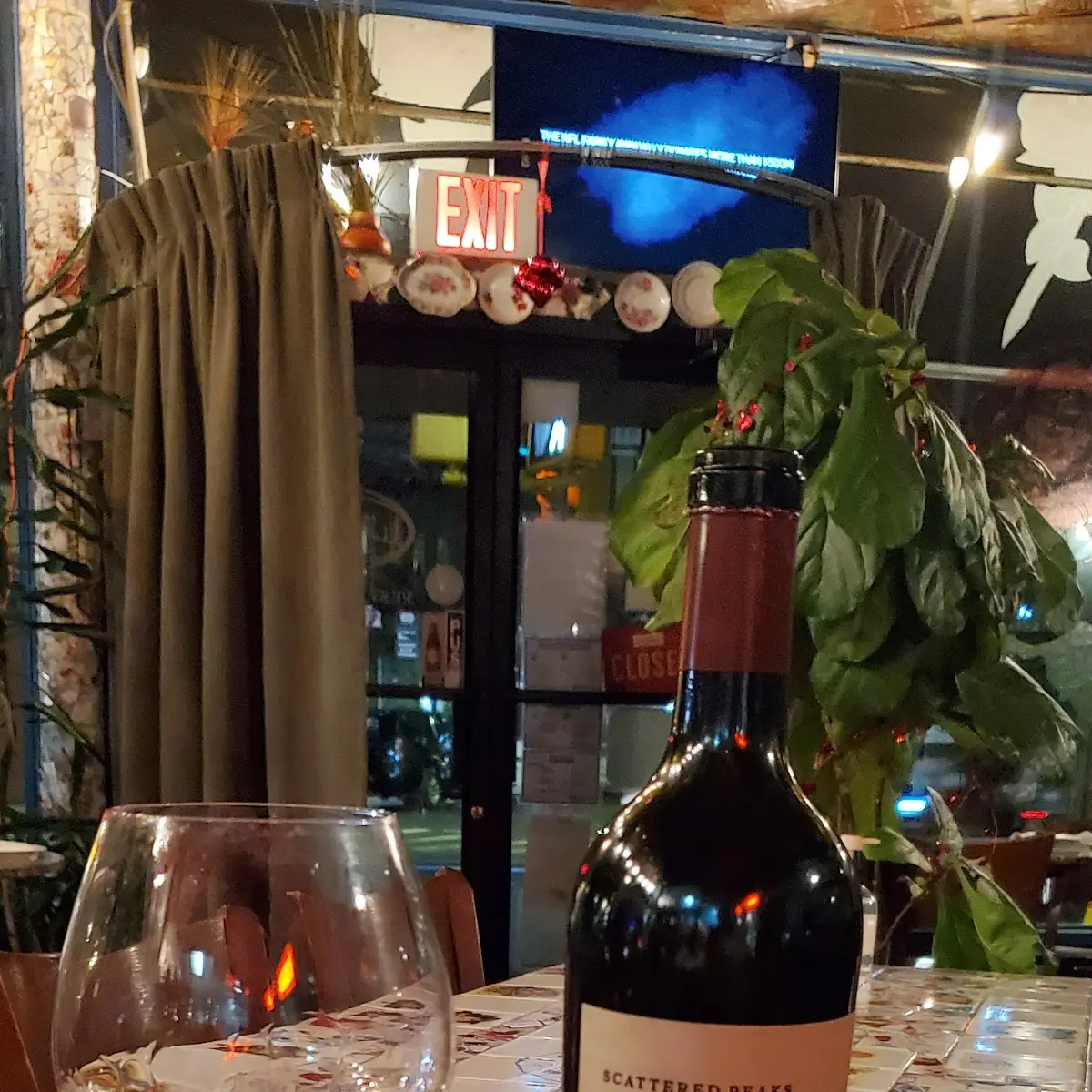 Buffalo Wings & Wine