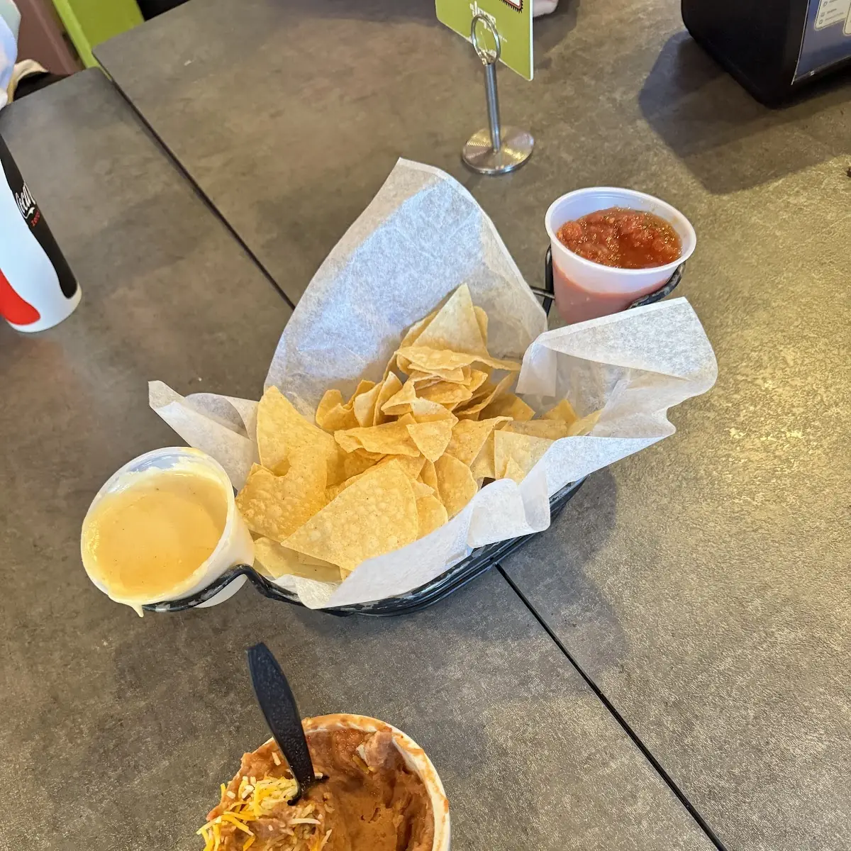 Chips Salsa Queso Beans