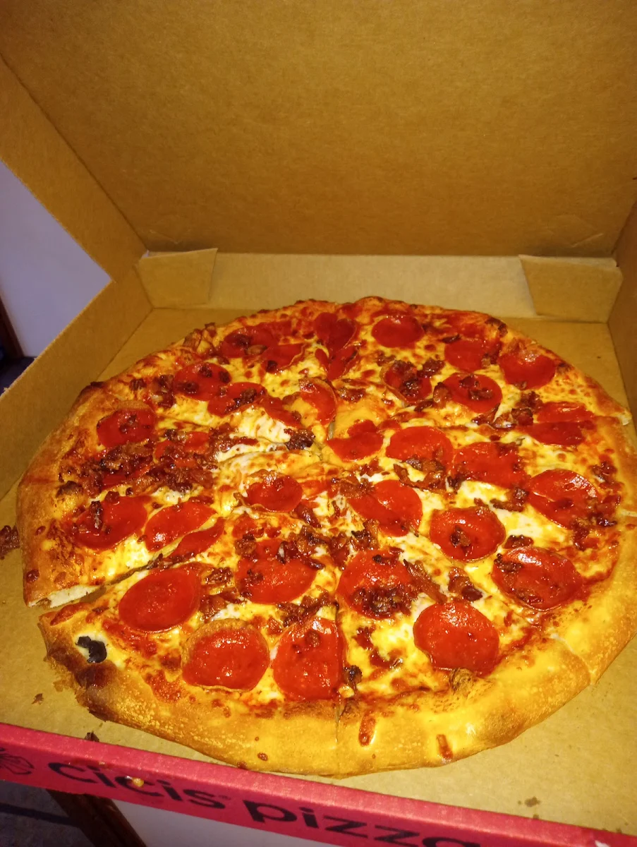 Stuffed Crust Pepperoni Pizza