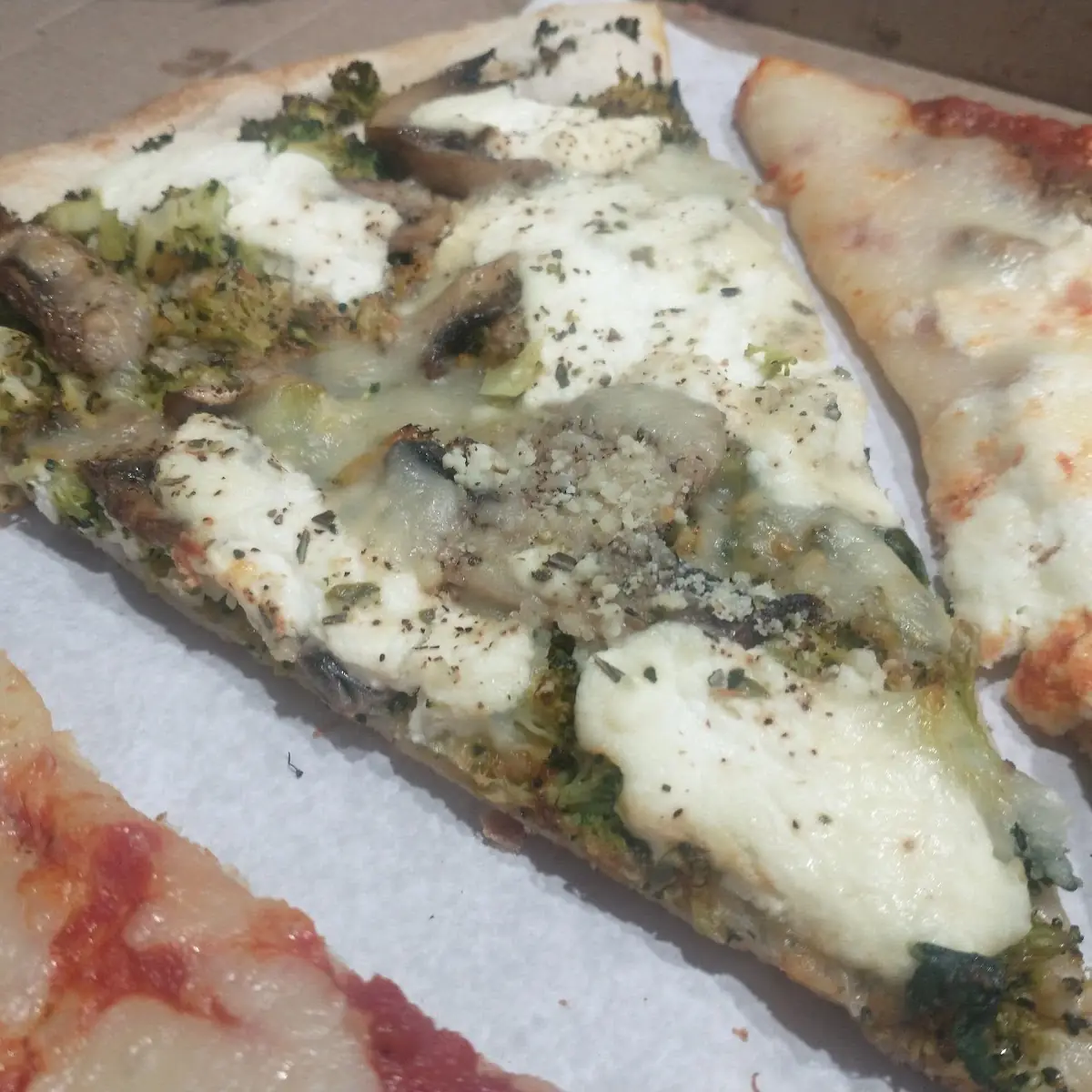 Broccoli Mushroom Pizza