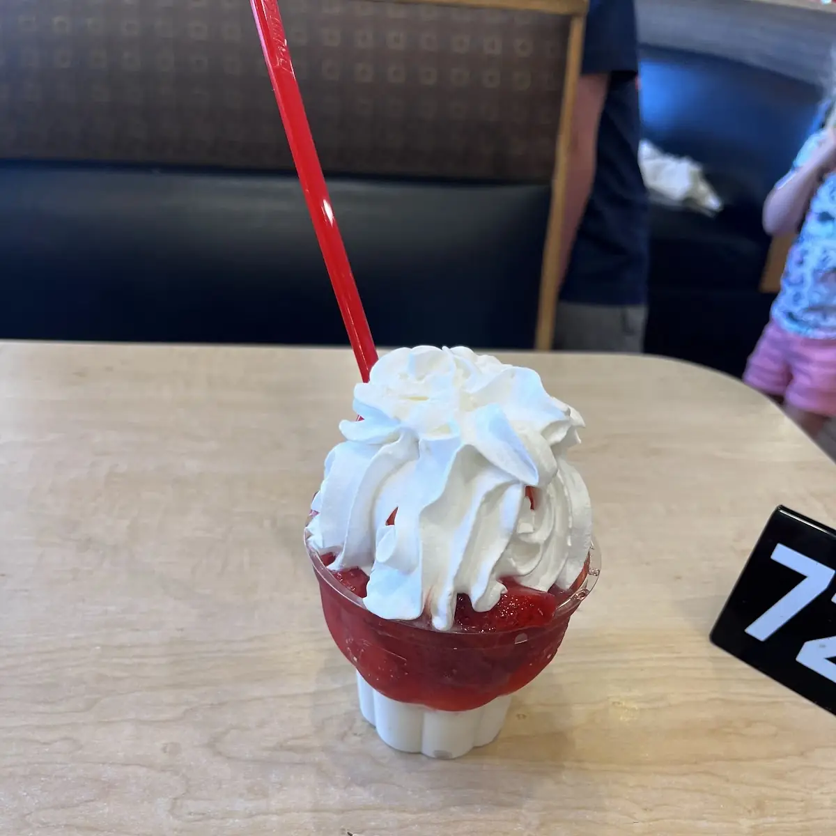 Strawberry Sundae