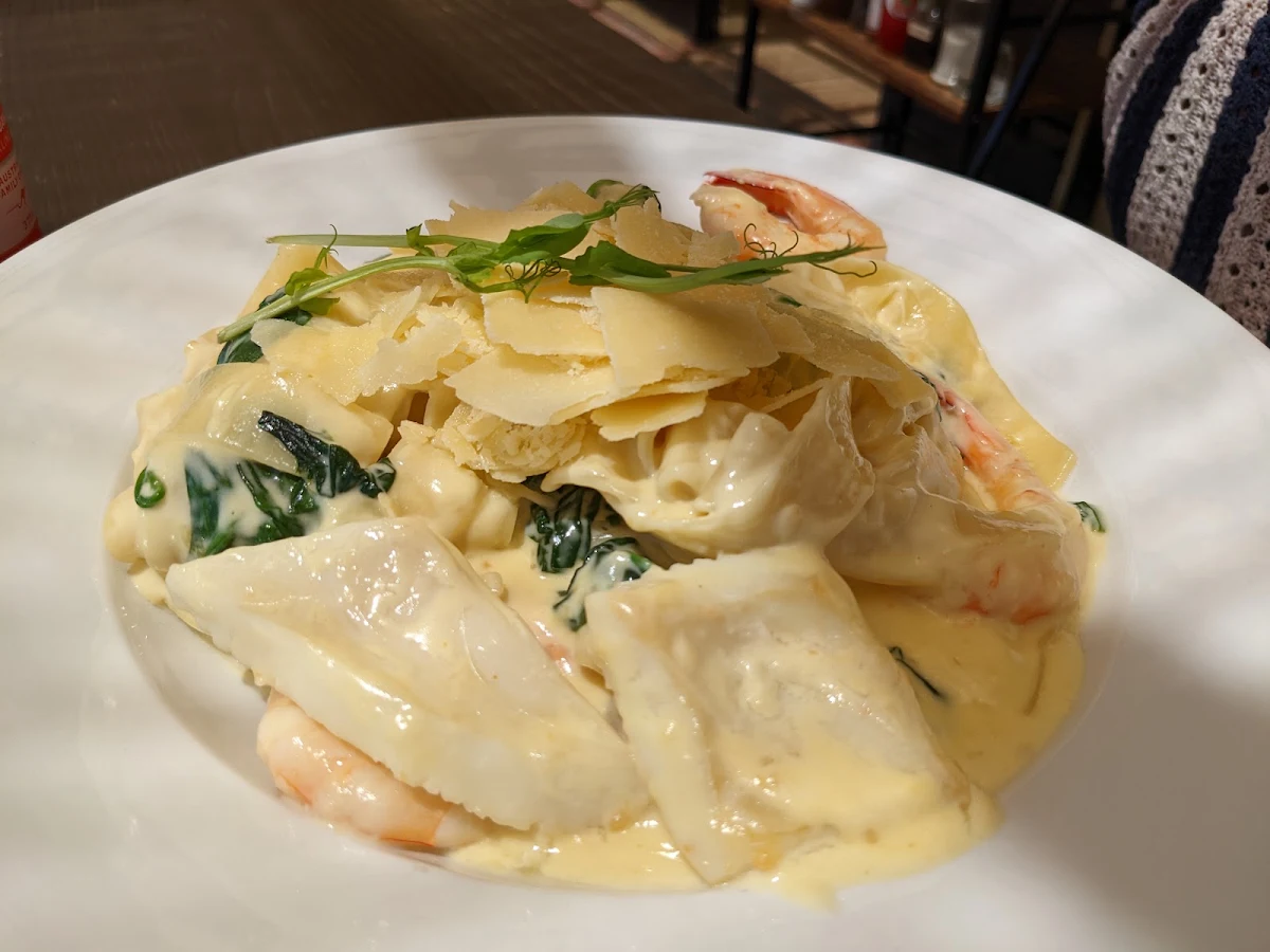 Seafood Pasta, Mar E Sol Cafe Bistro