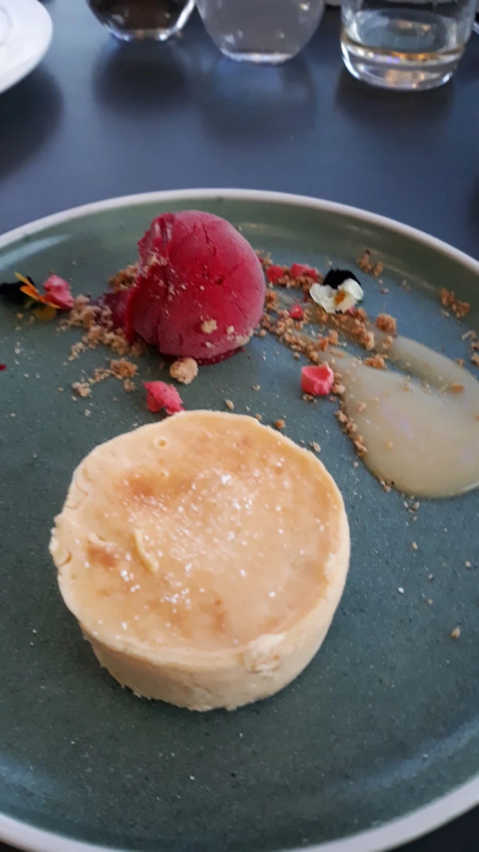 Lemon Tart, Renzo's Bar