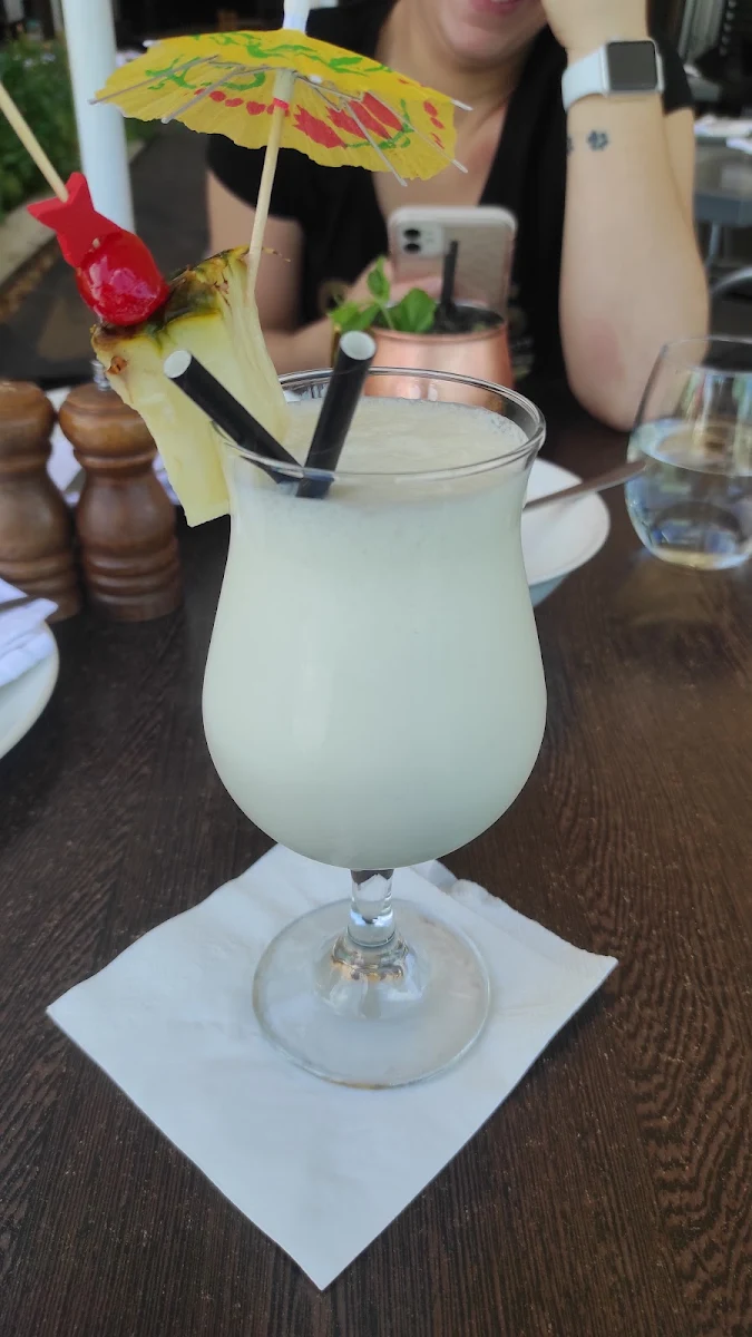 Pina Colada, Renzo's Bar