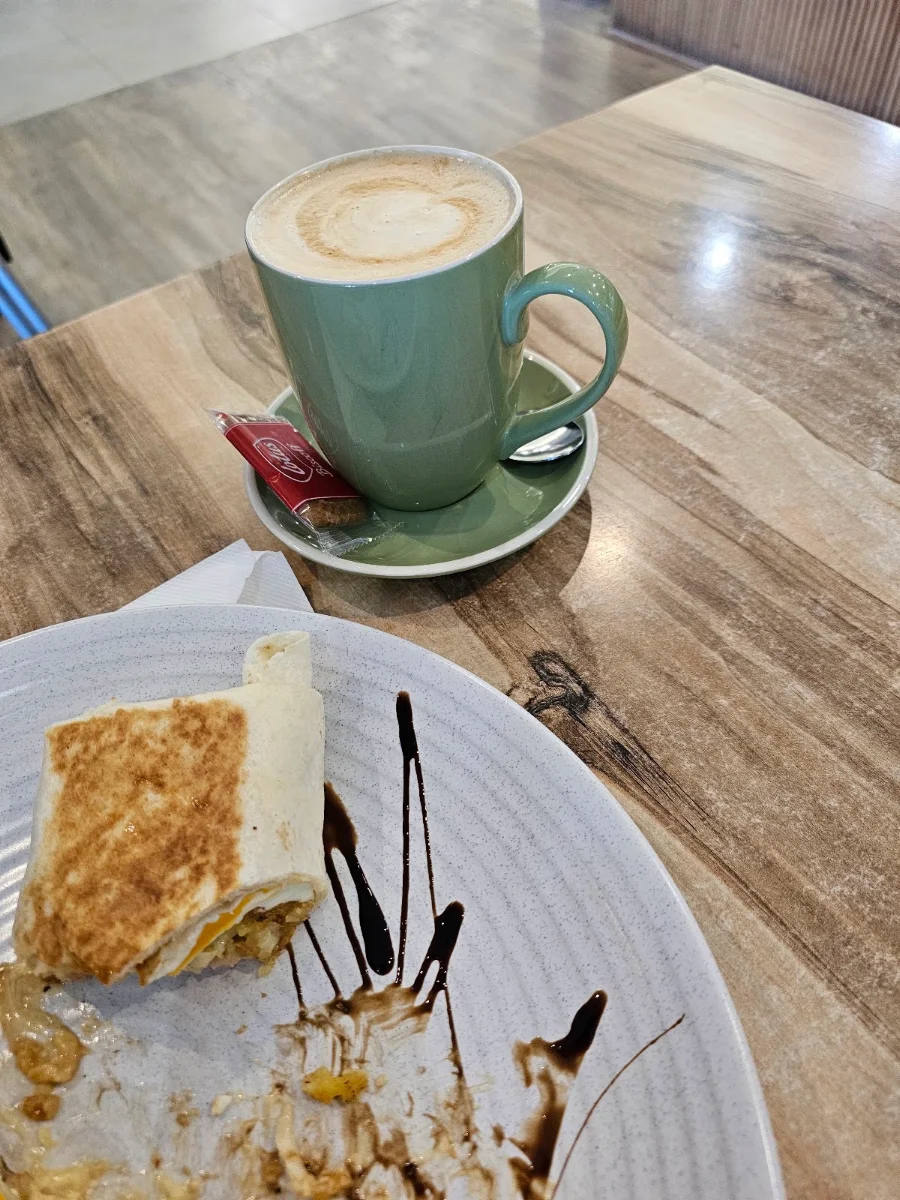 Highlights, Full Flava Café