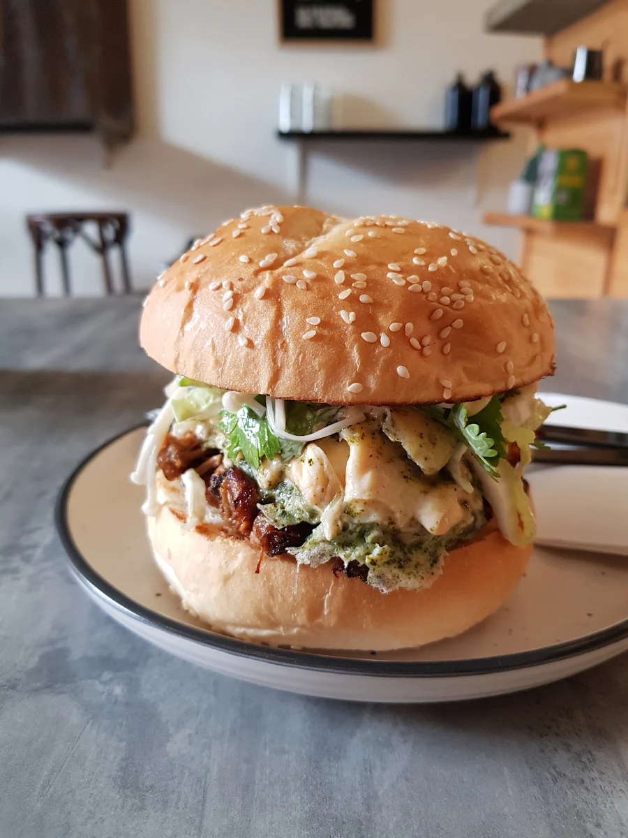 LP's Chorizo Burger, The New Black