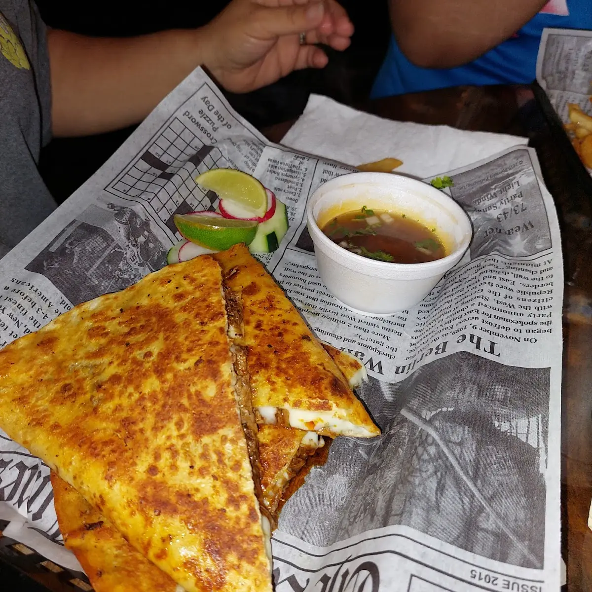 Cheese Quesadilla w Fries