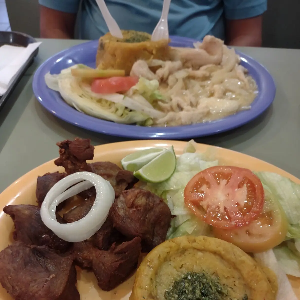Mofongo Y Carne Frita