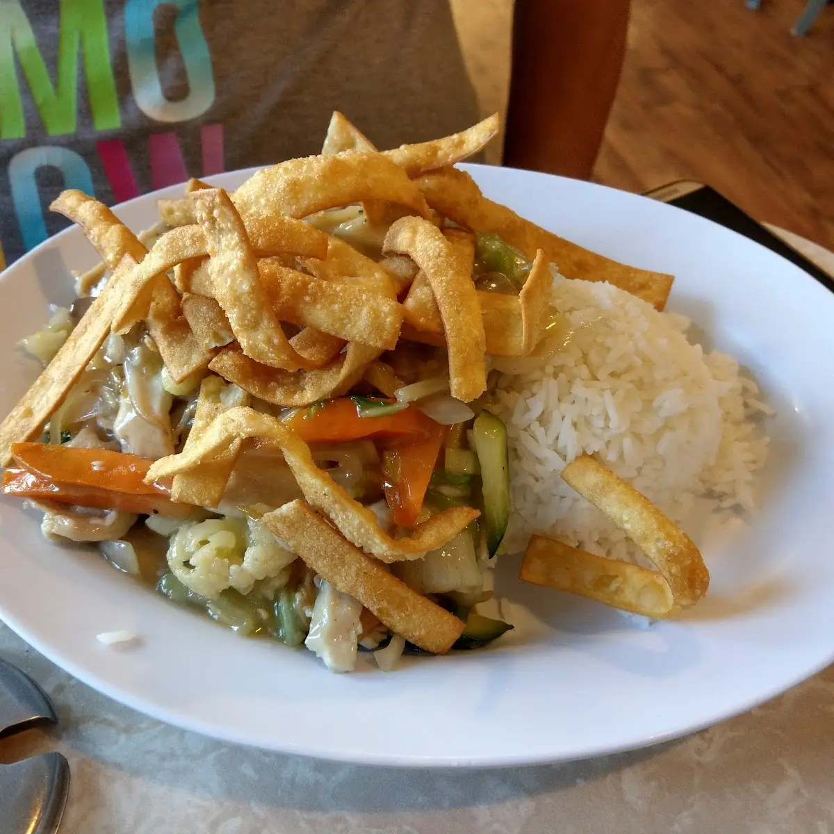Chicken Lo Mein