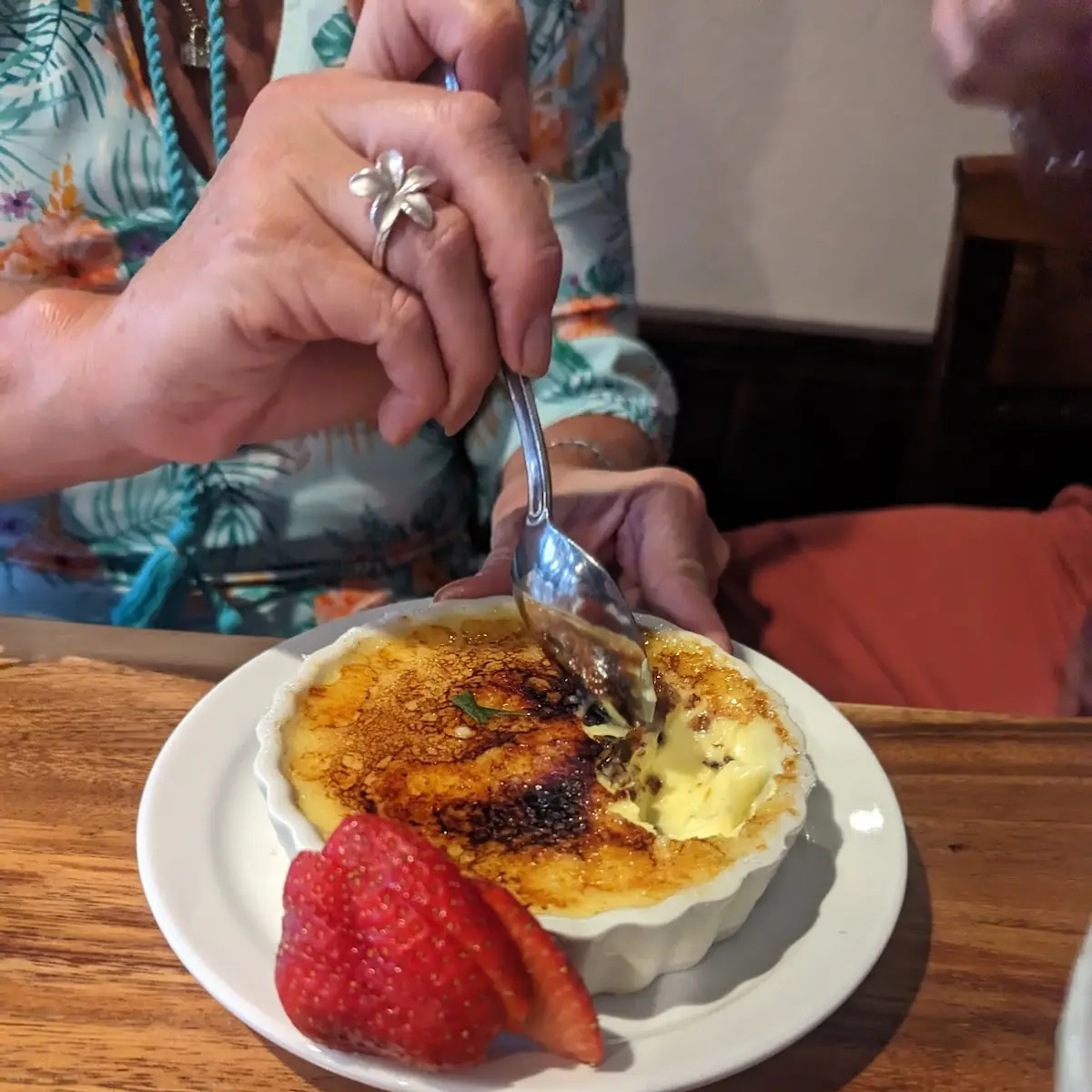 Crème Brûlée with Fresh Strawberries