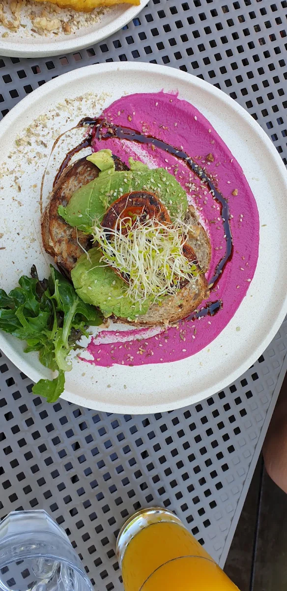 Avocado Toast, Intermezzo Cafe
