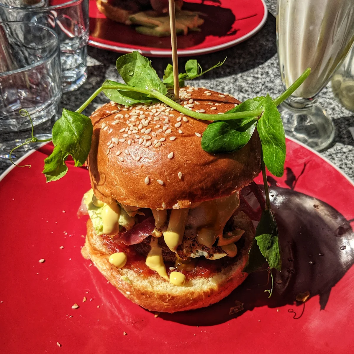 Ollie's Breakfast Burger, Intermezzo Cafe