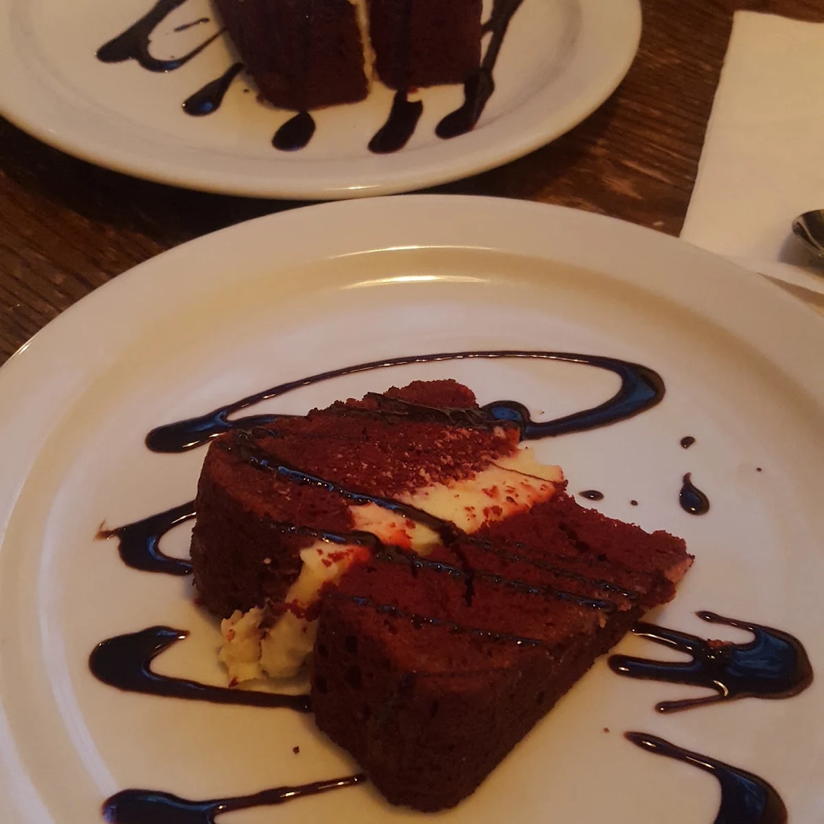 Red Velvet Cake, Moose McGuire's Huntclub