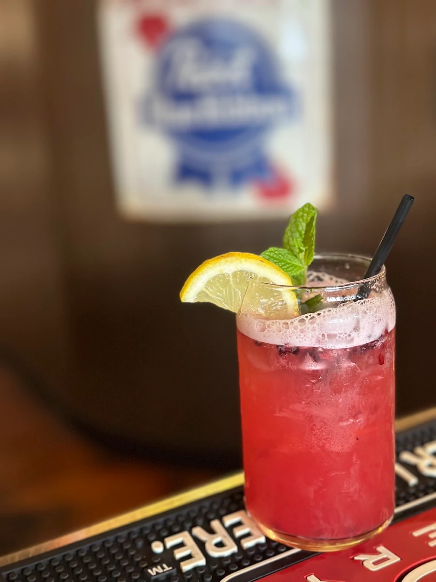 Tequila Smash, Moose McGuire's Huntclub