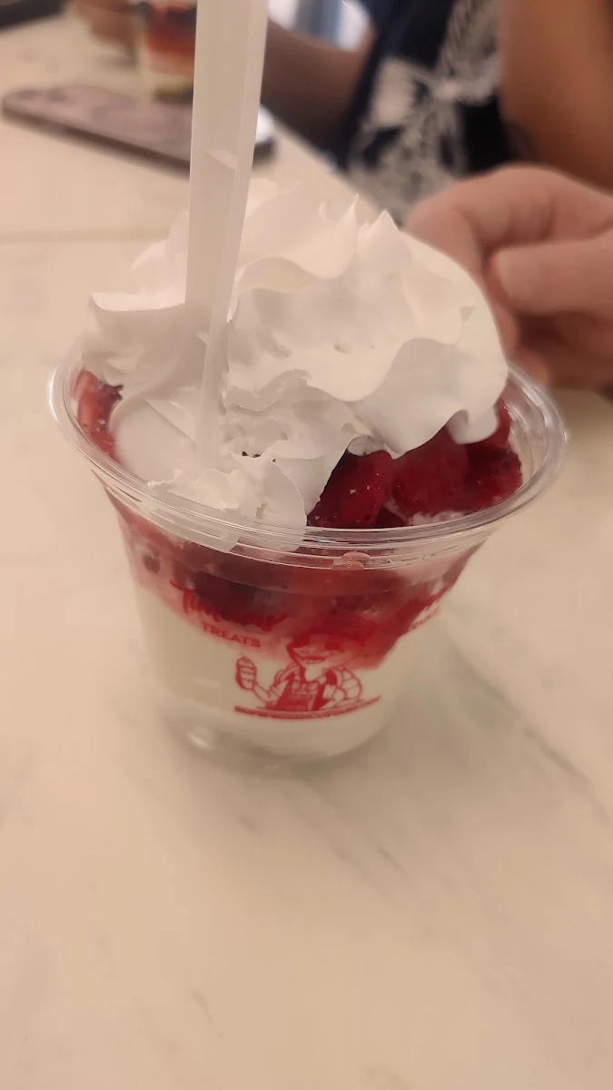 Strawberry Sundae