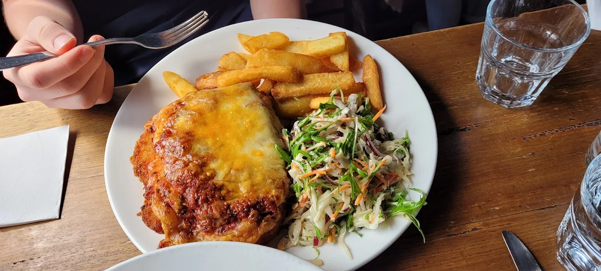 Chicken Parmigiana, The Pig & Whistle Tavern Main Ridge