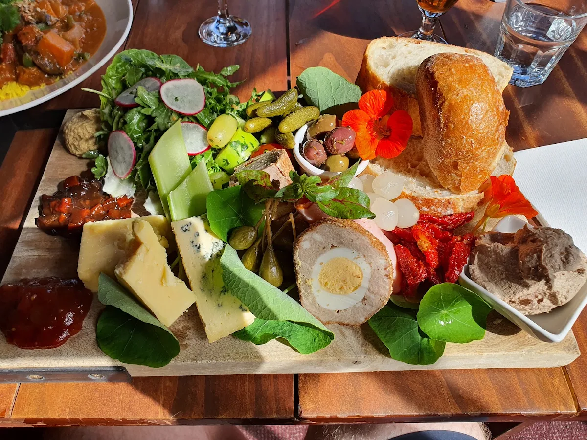 Classic Ploughman's Lunch, The Pig & Whistle Tavern Main Ridge