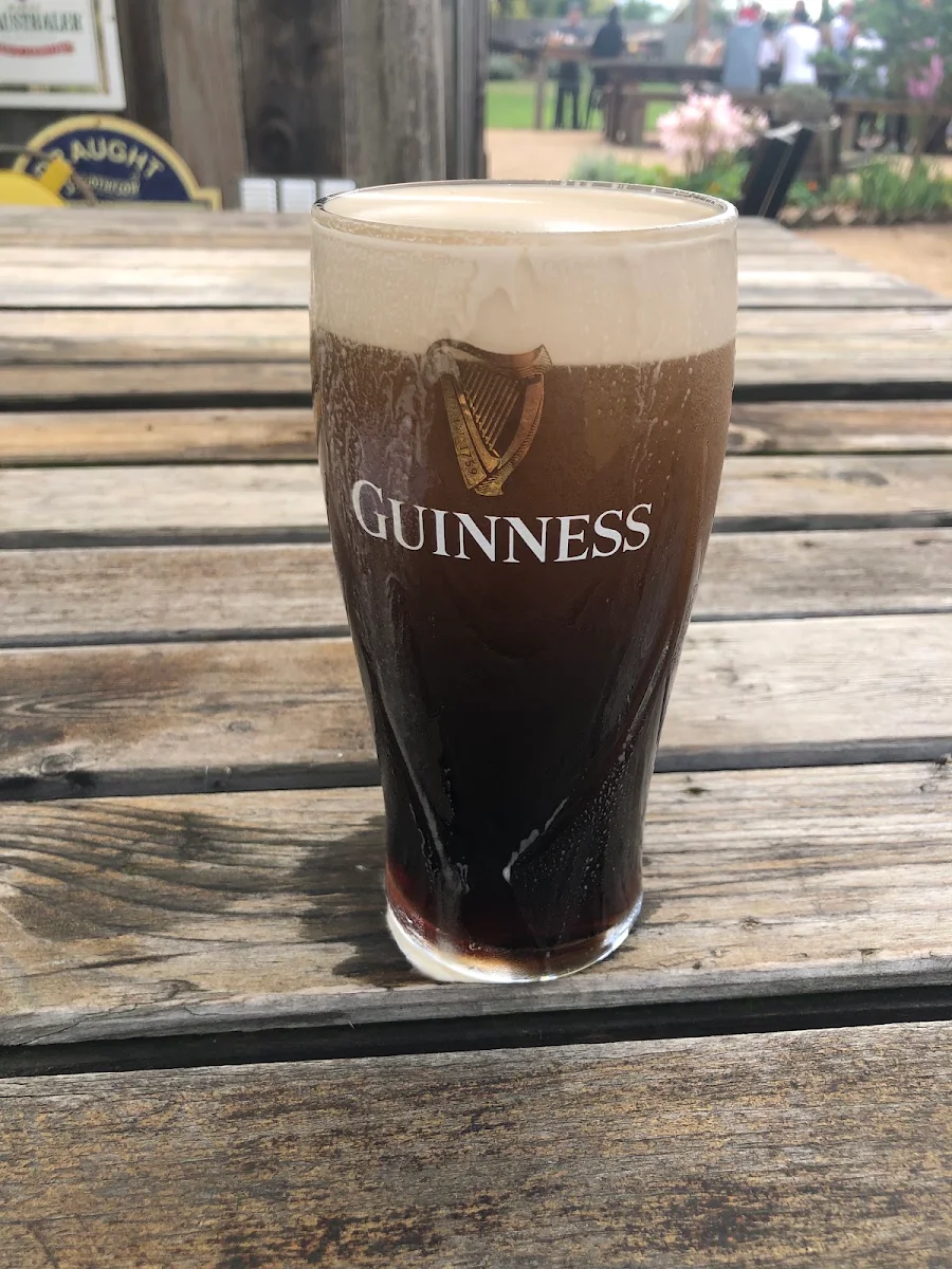 Pint, The Pig & Whistle Tavern Main Ridge
