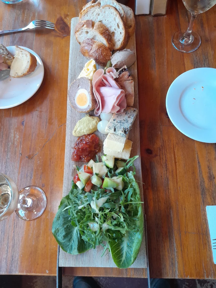 Traditional Ploughmans, The Pig & Whistle Tavern Main Ridge