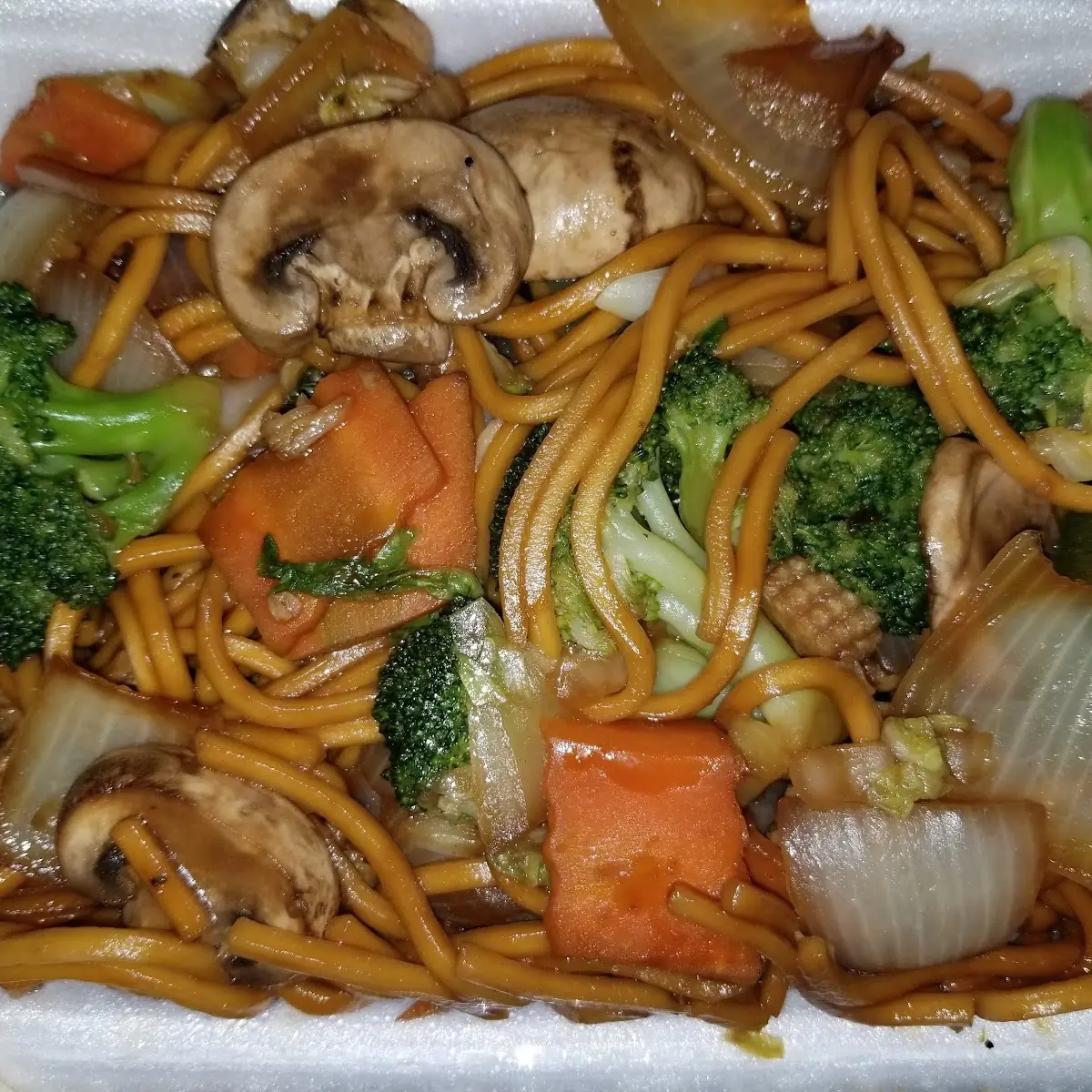 Vegetable Lo Mein