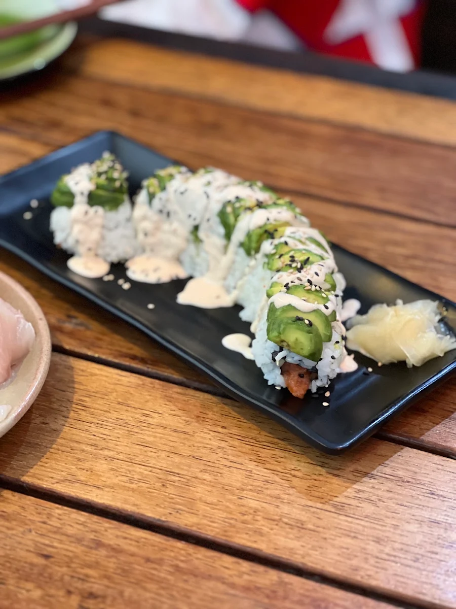 Green Dragon Roll, Roku Den
