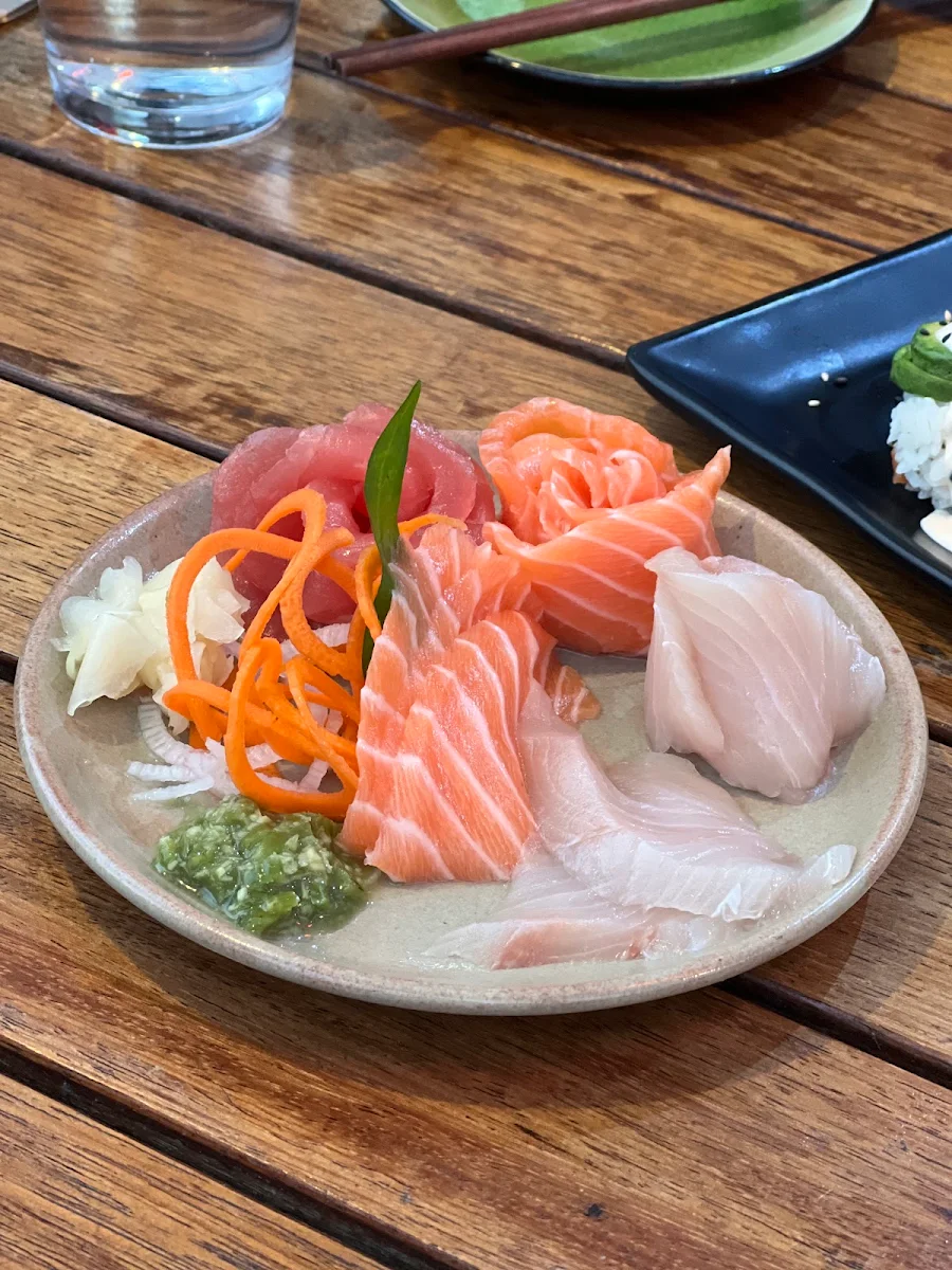 Mixed Sashimi, Roku Den